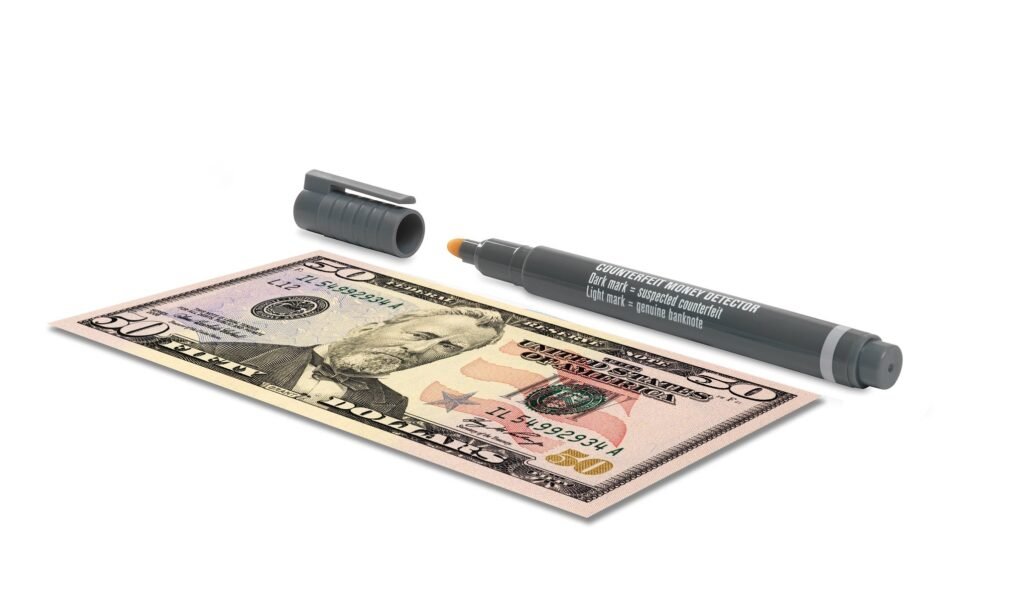 Counterfeit Money Detector